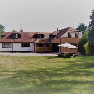 Mulberry Cottage Near Goodwood شيشستر Exterior photo