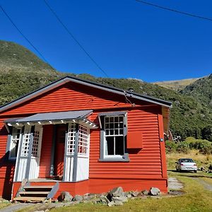 فيلا The Tussocks, أرثر باس Exterior photo