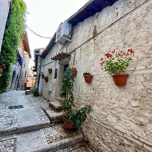 فيلا Storico Casa Di Pelegrini Poggio Moiano Exterior photo