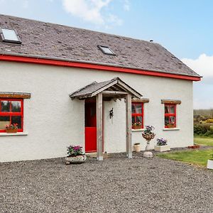 Cob Cottage Tomhaggard Exterior photo