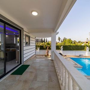 أنطاليا Marvelous Villa With Private Pool In Muratpasa Exterior photo