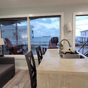 شقة Las Casitas On Magnolia Beach - Casita B بورت لافاكا Exterior photo