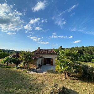 فيلا Maison En Pierre A La Campagne En Perigord Dordogne Saint-Germain-du-Salembre Exterior photo