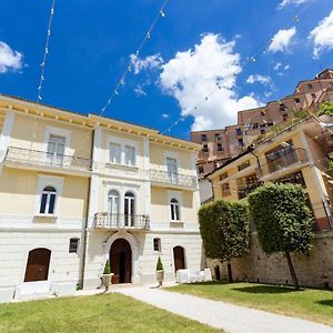 شقة Palazzo Vittoli - Irpinia Castelfranci Exterior photo