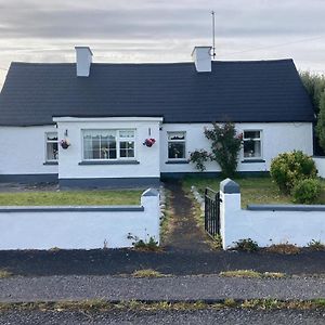 Quilty Maisie'S Seaside Cottage Exterior photo