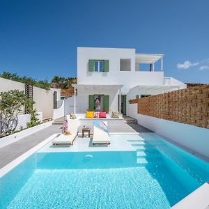 الشقق الفندقية بولونيافي  Terra Oliva Milos Exterior photo