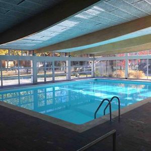 شقة Appart. Lumineux Pour 4Pers. Avec Piscine Chauffee Saint-Laurent-du-Jura Exterior photo