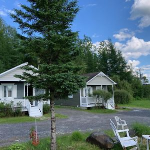 Motel & Chalets --Shefford-Waterloo- Habitation Forest Exterior photo