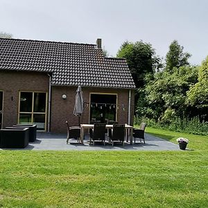 فيلا Ewijkفي Recreatiewoning Maas En Waal 72 Exterior photo