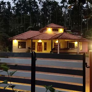 Kaniyāmbetta Nandanam Villa Exterior photo