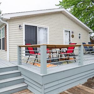 فيلا Beadle Island Bungalow - Private Beach Access Caseville Exterior photo