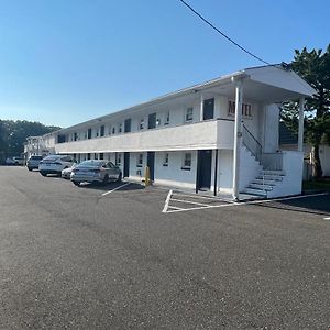 Budget Inn Motel Suites سومرز بوينت Exterior photo