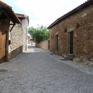 منزل الضيف ميرانديلا  في Casas De Campo Da Quinta Entre Rios Exterior photo