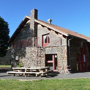 فندق Le Gite Du Velay Bains Exterior photo