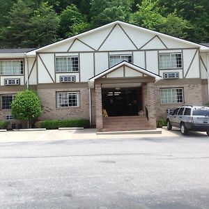 Inez Brookshire Inn Exterior photo