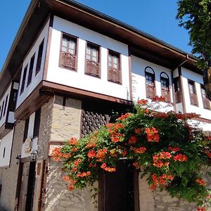 مبيت وإفطار كارابوك Yedekcioglu Konak Exterior photo