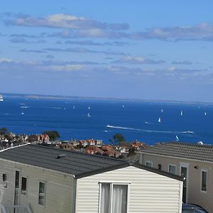 سوانغه Top Spec Caravan - Stunning Sea Views Across Bay Exterior photo