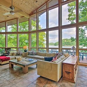 Laurie House On Lake Of The Ozarks With Dock And Pool Table! Exterior photo