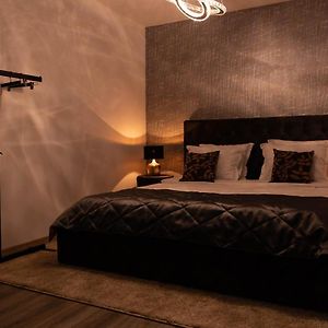 Villa Furiosa Luxury Rooms كلوج-نابوكا Exterior photo