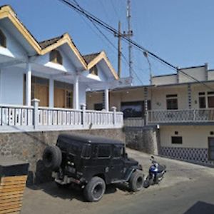 Ambar Tosari Homestay At Desa Wisata Bromo باسوروان Exterior photo