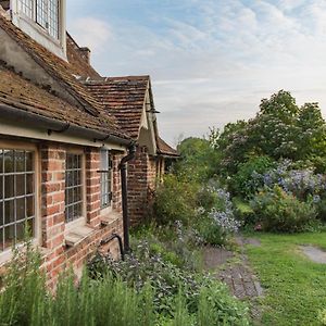 فيلا Moat Farm House آش Exterior photo