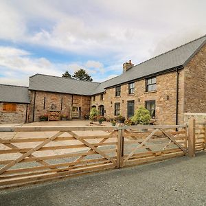 Pen Bont Home Farm بريكون Exterior photo