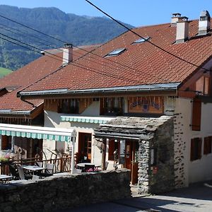 مبيت وإفطار La Côte-dʼAime Auberge De Cassiel Exterior photo