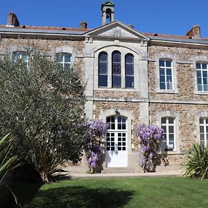 مبيت وإفطار Mesnard-la-Barotière La Maison D'Olivier Exterior photo