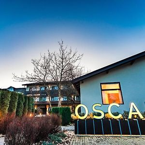 فندق Pensiunea Oscar كامبينا Exterior photo