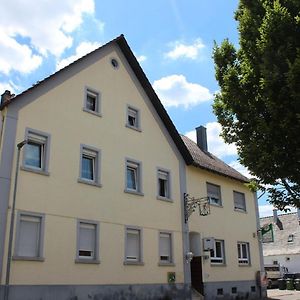 فندق Gasthaus Zum Ritter Karlsdorf-Neuthard Exterior photo