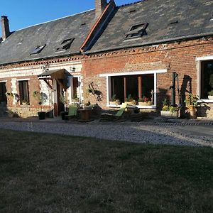 شقة Montigny-Sur-Crecy  في Lola Exterior photo