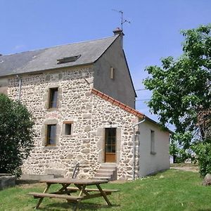 فيلا Maison En Pierre Avec Jardin, Jeux Enfants Et Animaux Acceptes - Fr-1-489-137 Nizerolles Exterior photo