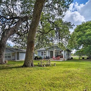 فيلا The Petite Lake House In Seguin With Patio! Exterior photo