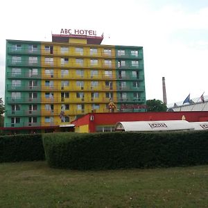 Abc Hotel نيترا Exterior photo