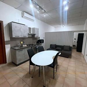 شقة Holiday Studio كاستل دي سانجرو Exterior photo