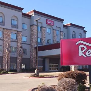 Red Roof Inn & Suites لونغفيو Exterior photo