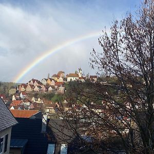 Retro Ferienwohnung Mit Schlossblick Im Nordschwarzwald التينستيغ Exterior photo