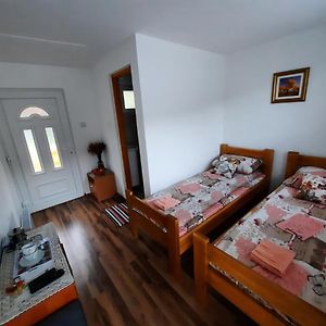 Apartmani Biser Drine فوتشا Exterior photo