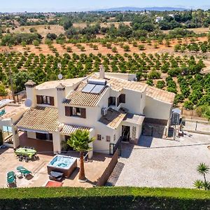 جويا Five Bedrooms Villa, Heated Pool, Hot Tub And Free Wifi, Lots Of Space Exterior photo