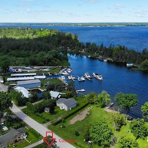 فيلا A Fun Place With Real Sandy Swimming Beach For Swimming, Boating And Fishing Fenelon Falls Exterior photo