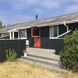 Laeso Holiday Home Ienngelild - 50M From The Sea In Ne Jutland By Interhome Exterior photo