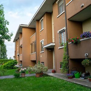 Quarto  Appartamento Nel Verde - 4Km Da Piacenza Exterior photo