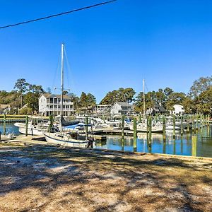 Waterfront Pine Knoll Shores Gem With Boat Dock Exterior photo