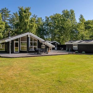 Laeso Holiday Home Mika - 1Km From The Sea In Ne Jutland By Interhome Exterior photo