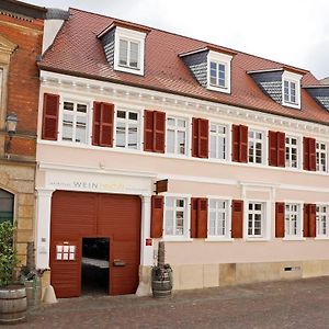 فندق Weinreich, Gaestezimmer & Weinstube فراينسهايم Exterior photo