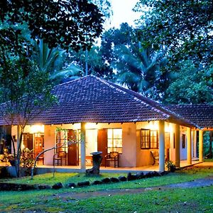 فيلا Captain'S Bungalow, Kandy Arawwawala Exterior photo