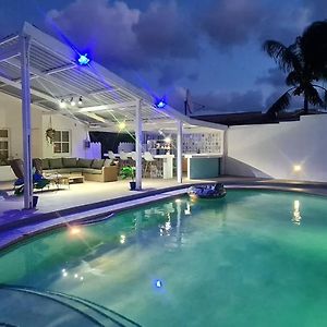يلمستاد Family And Friends Villa With Big Private Pool Exterior photo