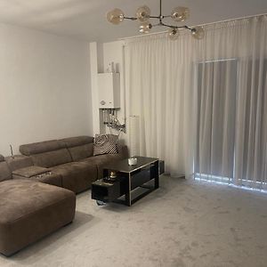 شقة Apartament Cu Scara Interioara Floreşti Exterior photo