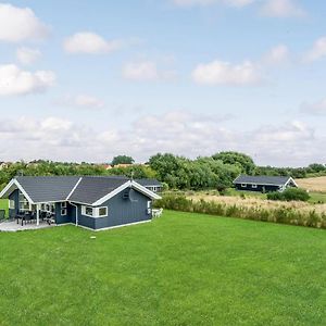 Eskebjerg Nice Home In Fllenslev With 3 Bedrooms And Wifi Exterior photo
