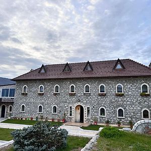 فندق Kukesفي  Bujtina Gjana Exterior photo